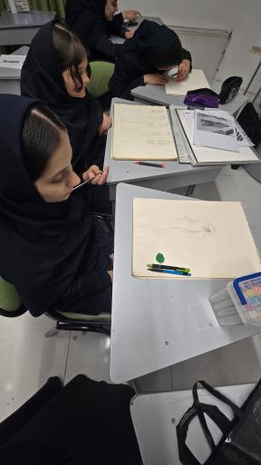 دبیرستان دخترانه حلمی 