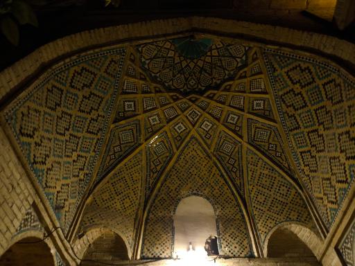 عکس آرامگاه حافظ شیرازی