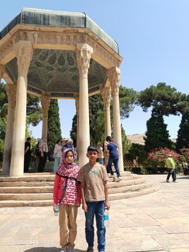 عکس آرامگاه حافظ شیرازی