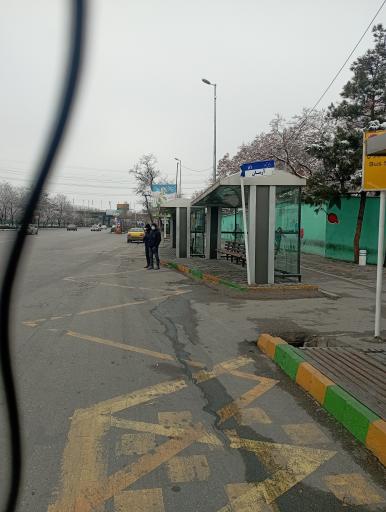 عکس ایستگاه اتوبوس پژوهش