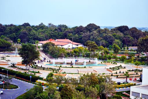 عکس آبنمای اینتراکتیو