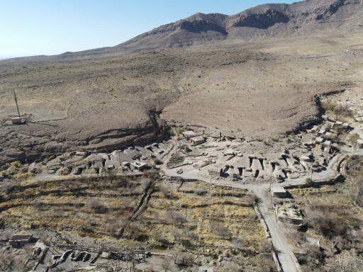 عکس آتشکده میمند