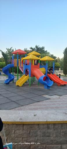 عکس زمین بازی کودکان