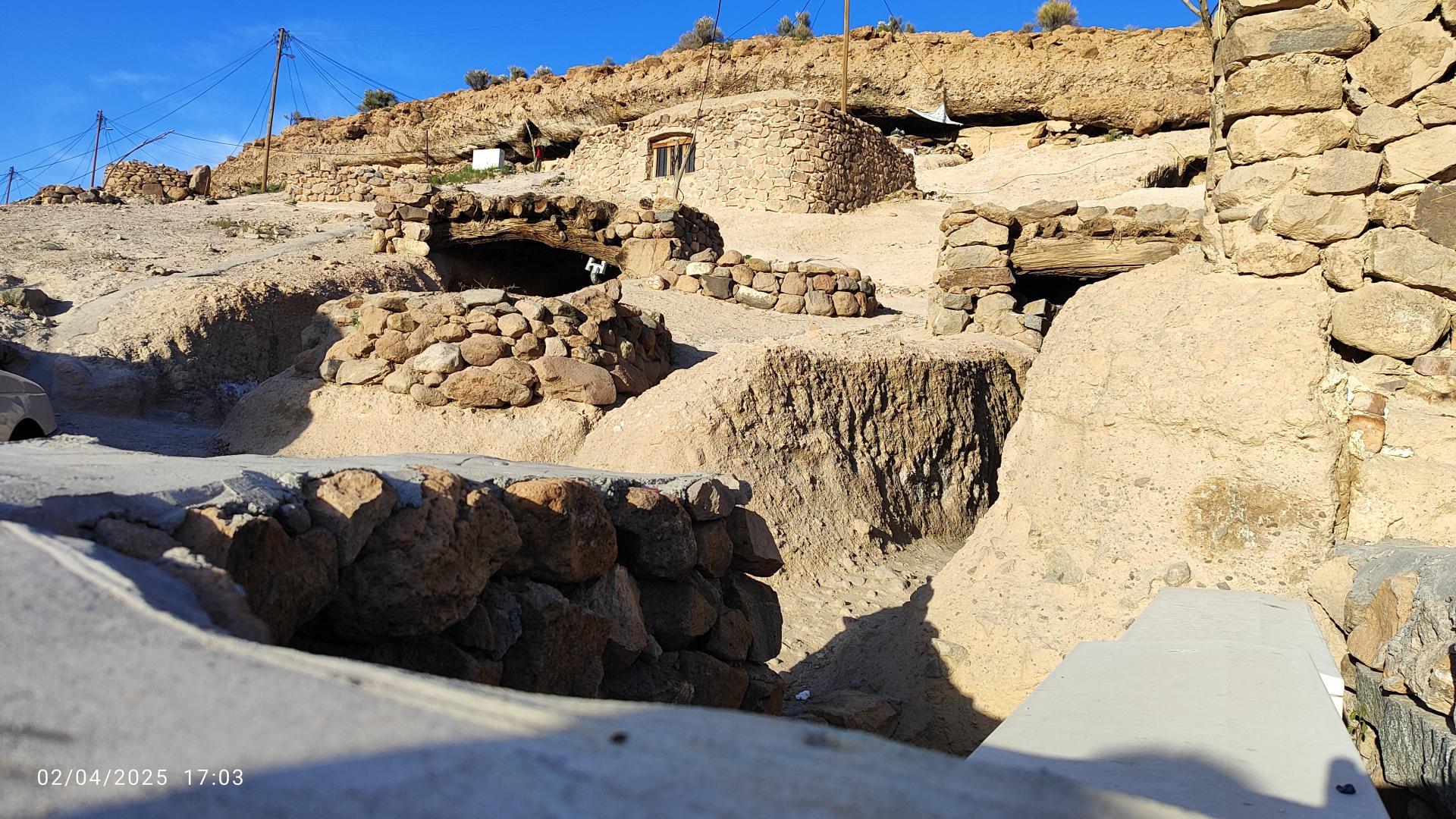 عکس آتشکده میمند