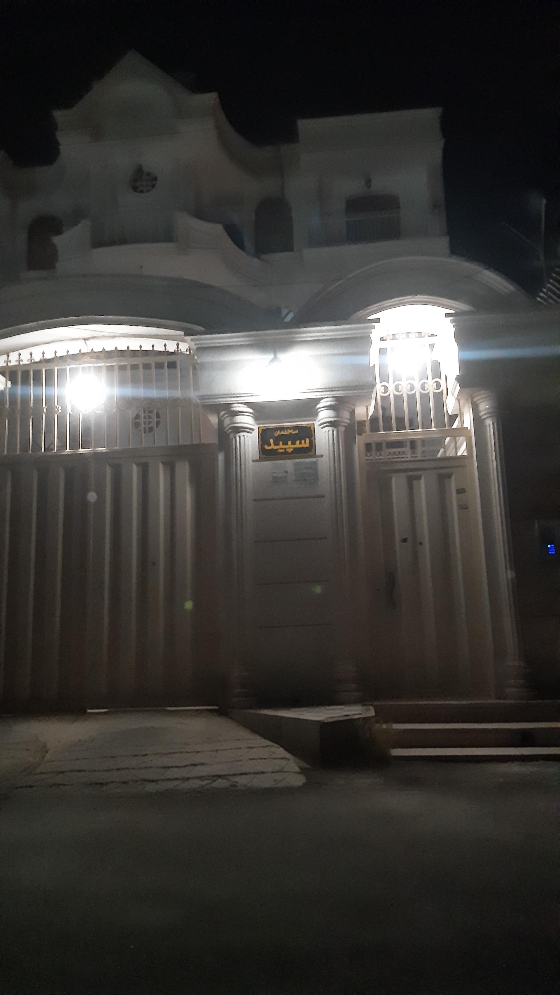 عکس ساختمان سپید