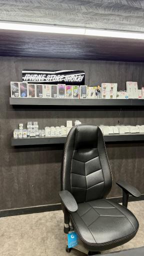 عکس ایفون استور شکری