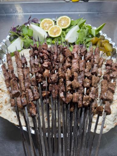 عکس کباب سرای خانوادگی هفت خان