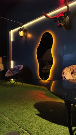 عکس کافه و برگر آمازون