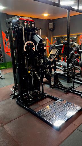 باشگاه بدنسازی عدالت