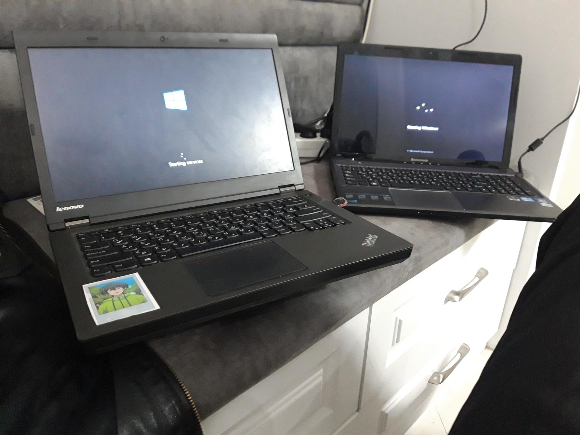 عکس خدمات کامپیوتری دست‌به‌نصب