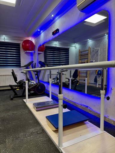 عکس کلینیک فیزیوتراپی ژیانا