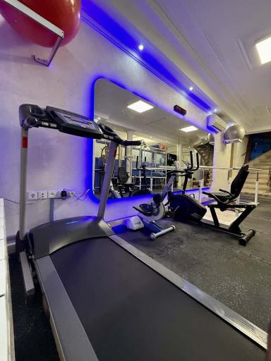 عکس کلینیک فیزیوتراپی ژیانا