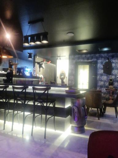 عکس کافه و برگر آمازون