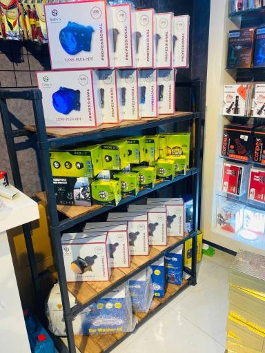 عکس فروشگاه روشنایی خودرو آرمانی لایت