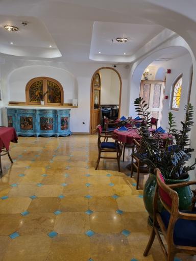 عکس کافه رستوران دل گشا