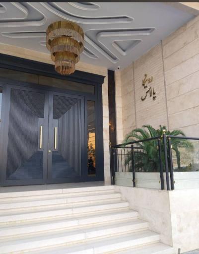 عکس برج رونیکا پالاس