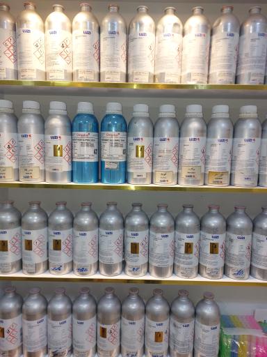 عکس فروشگاه عطر اصل