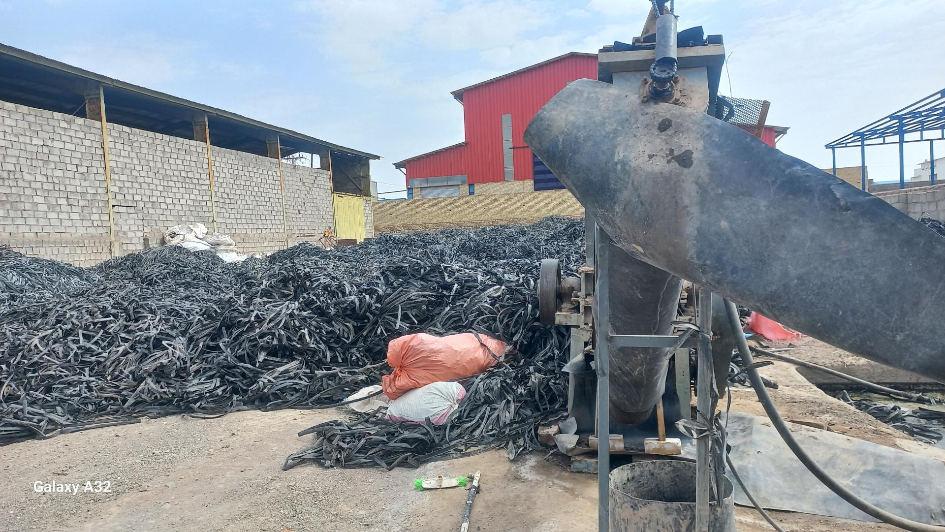 عکس مرکز خرید ضایعات نوار تیپ کشاورزی