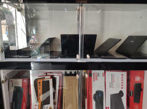 عکس فروشگاه آسیان رایانه