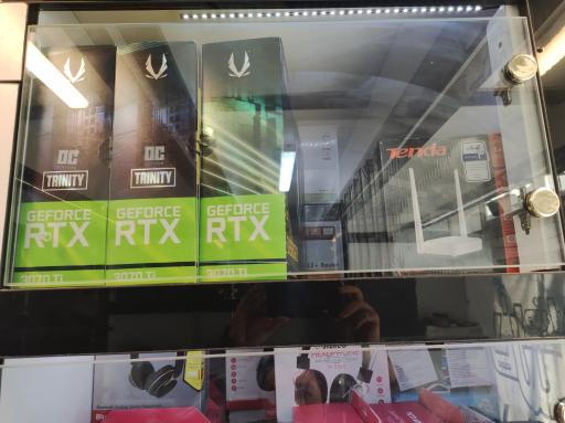 عکس فروشگاه آسیان رایانه