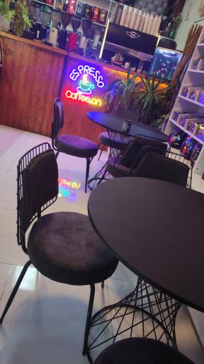 عکس کافه آن