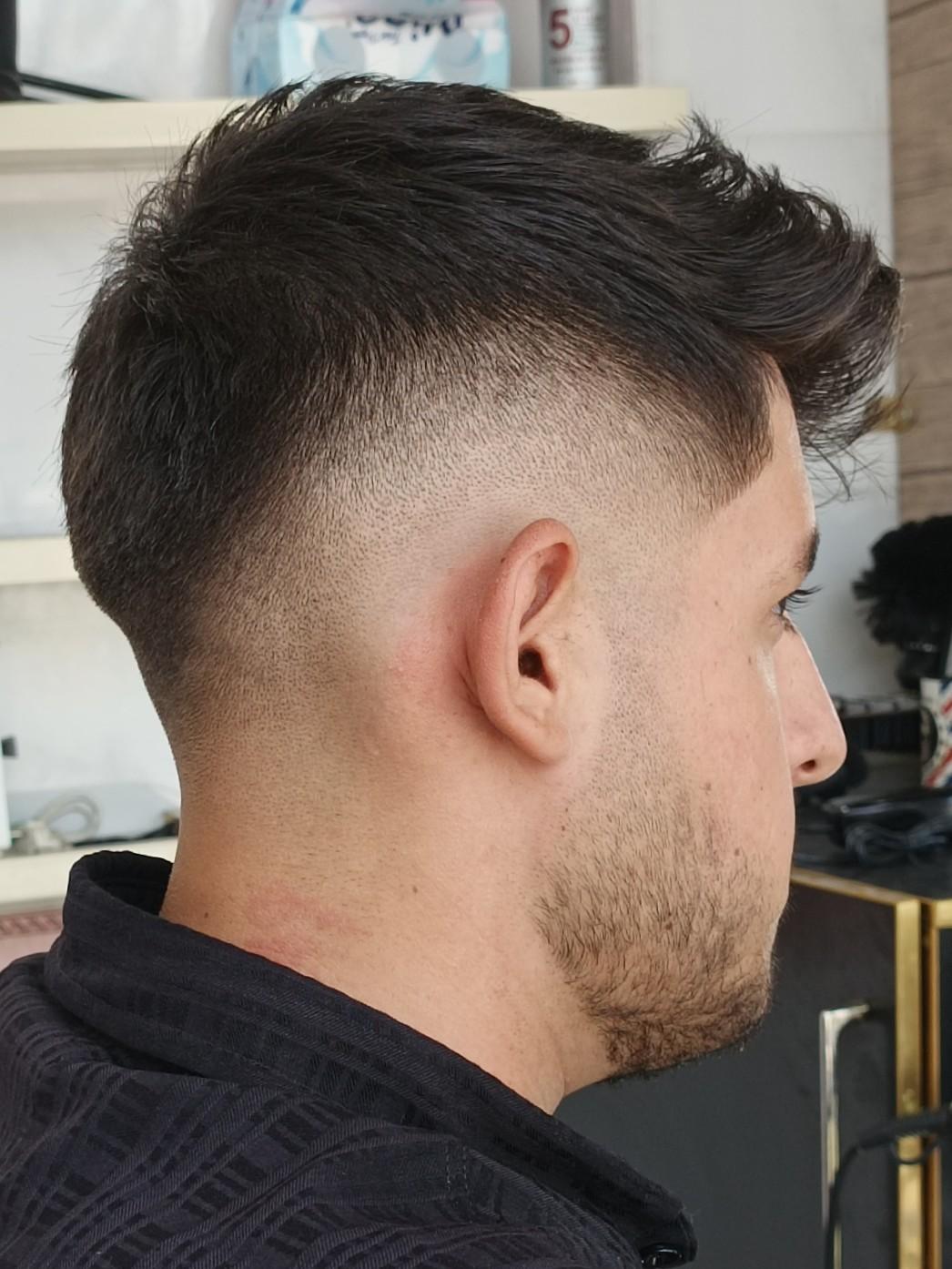 عکس پیرایش معین 