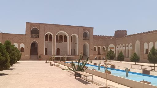 عکس خانه حاج آقا علی رفسنجان (بزرگترین خانه خشتی جهان)