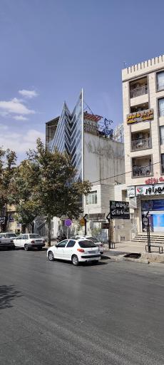 عکس کلینیک تخصصی دندانپزشکی حکمت