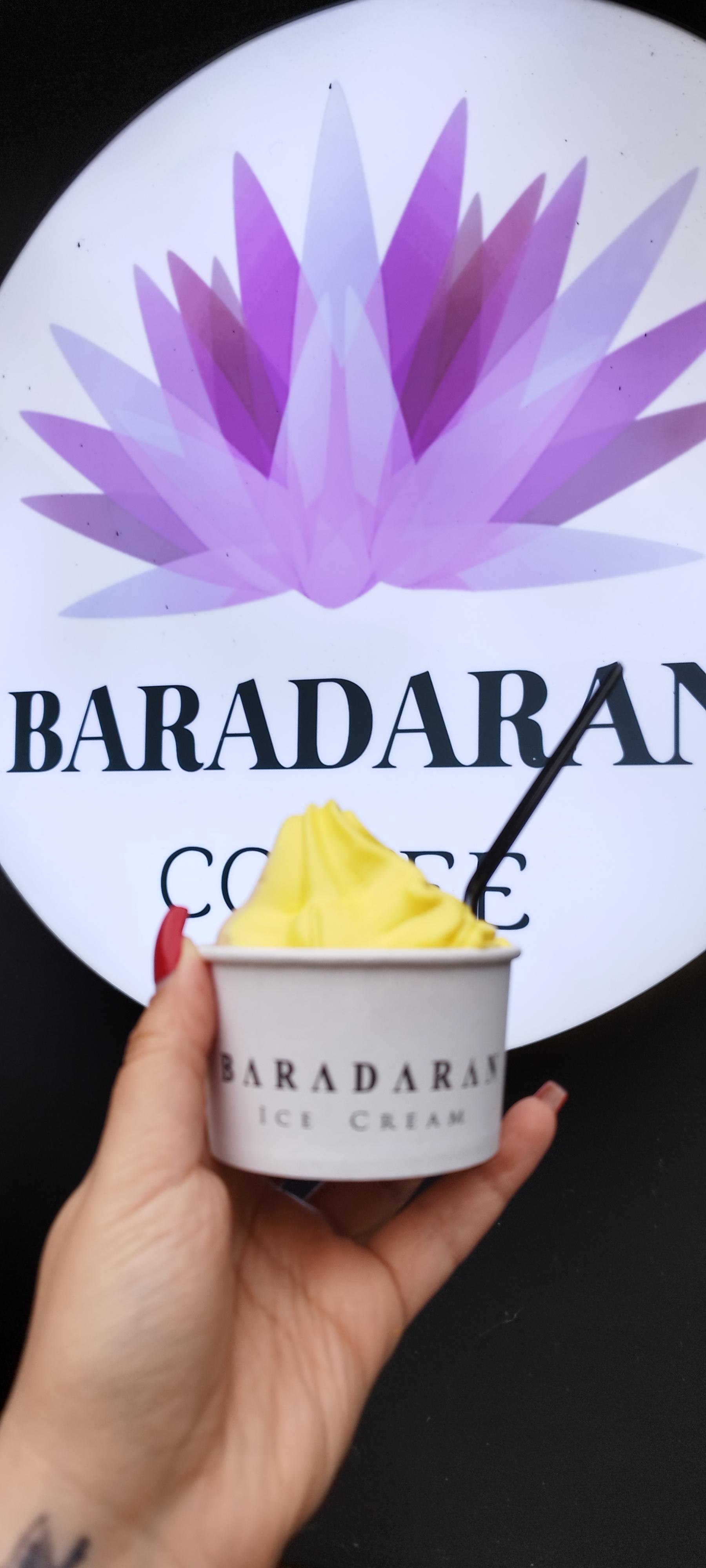 عکس کافه بستنی برادران