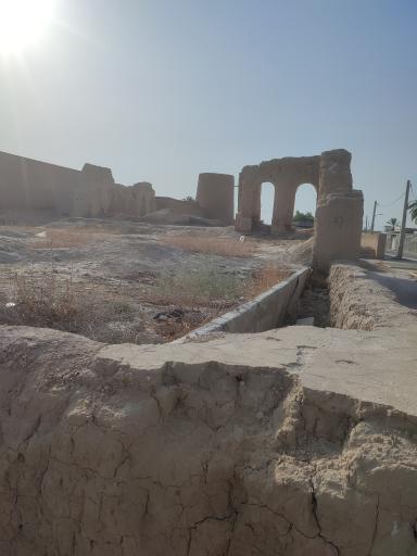 عکس قلعه ملک منصور خان