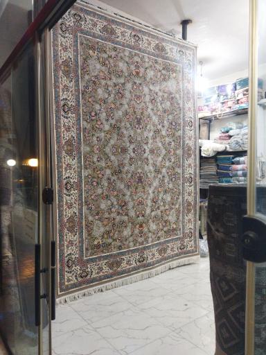 عکس فرش و پرده سرای سوین