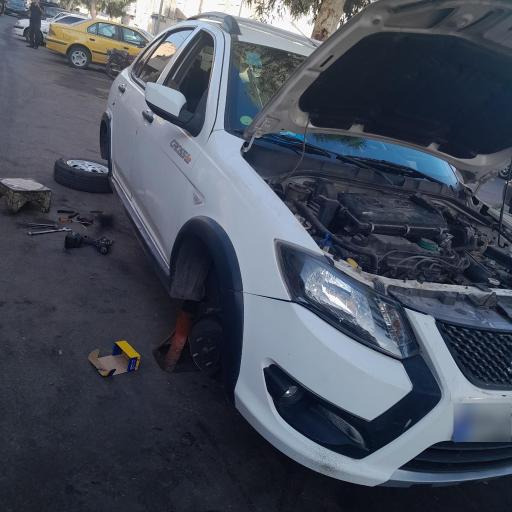 عکس ترمزی جلوبندی تک ستاره