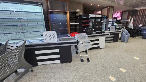 شوروم گروه صنعتی دی