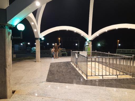 عکس زائر سرای امام رضا