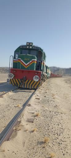 عکس ایستگاه راه آهن میرجاوه