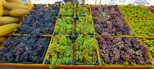 عکس بازار میوه تره بار هفت چنار