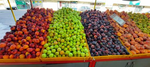 عکس بازار میوه تره بار هفت چنار