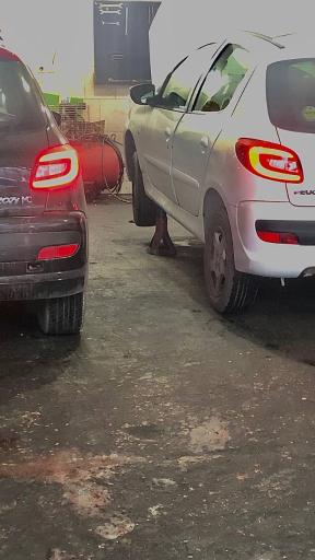 عکس کلینیک خودرو کرمی