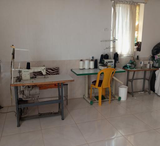 عکس آموزشگاه خیاطی (خیاطی زنانه)