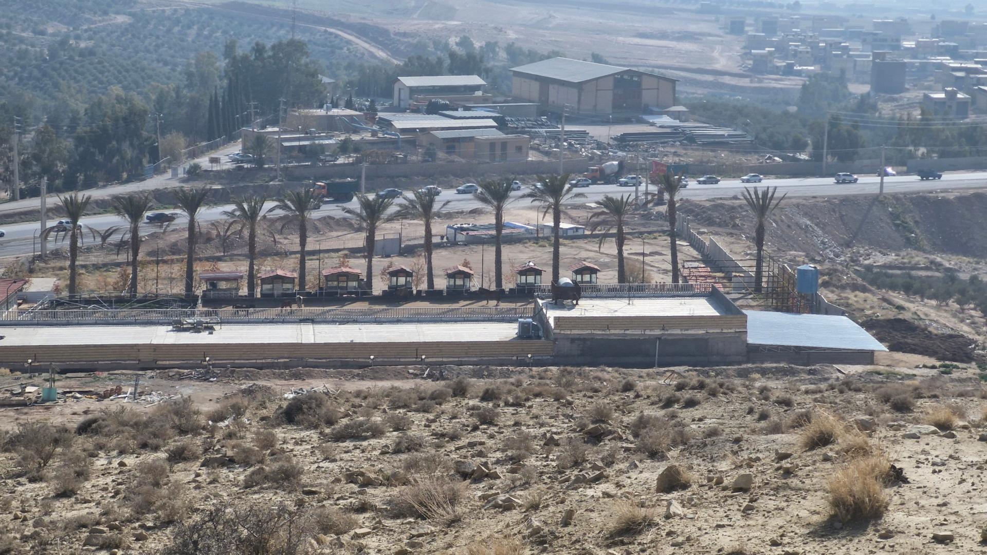 عکس مجموعه سوارکاری و پرورش اسب نخل