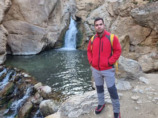 عکس گور دخمه کی کاووس شاه صحنه