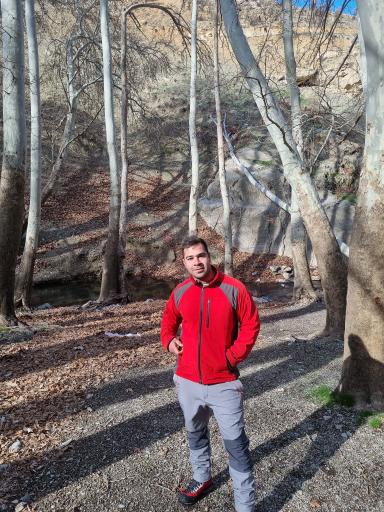 عکس گور دخمه کی کاووس شاه صحنه