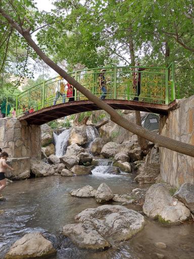 عکس گور دخمه کی کاووس شاه صحنه