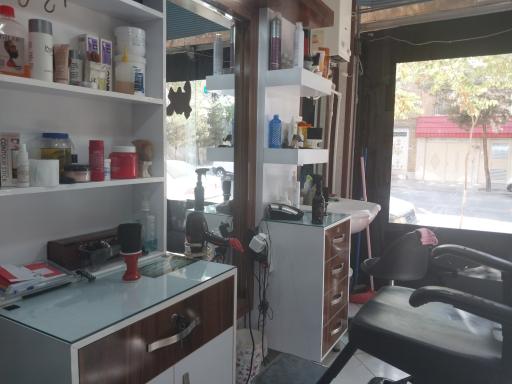 عکس پیرایش ادریس