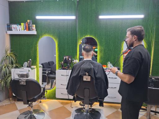 عکس آرایشگاه مردانه هیمن