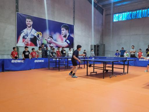 عکس سالن تنیس روز میز رونیز
