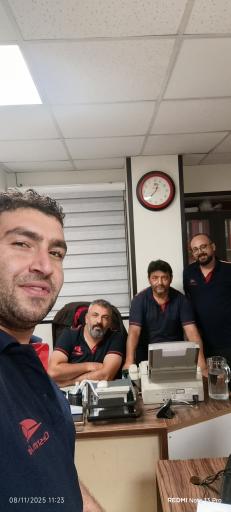 عکس انبار هواپیمایی قشم