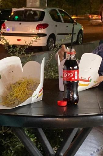 عکس رستوران مک من