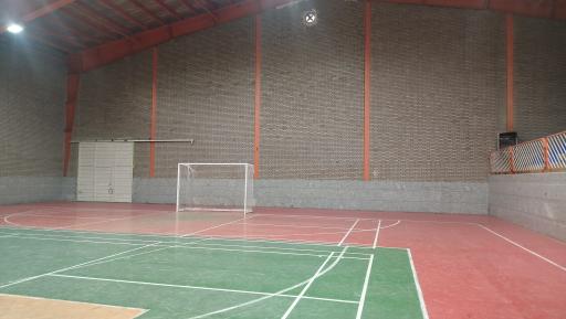 عکس سالن مجموعه ورزشی چند منظوره کارگران خدابنده