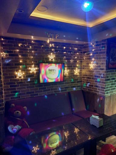 عکس کافه و سفره خانه دامون 